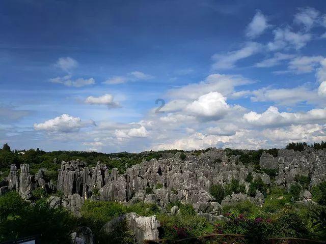 平衡宇宙